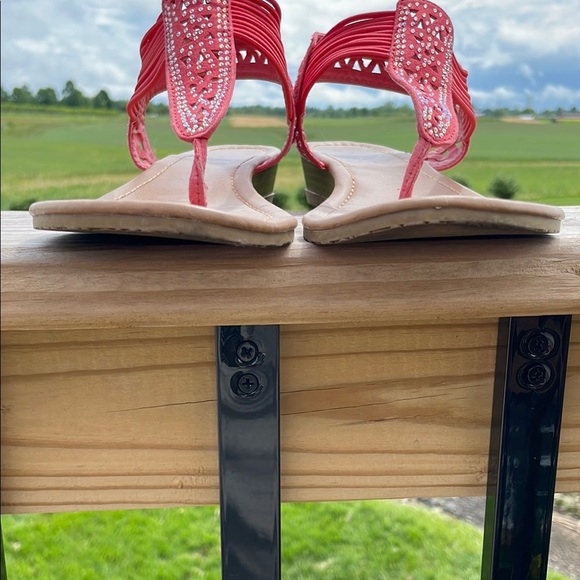 Daisy Fuentes Pink and Tan Sandals with Beaded T-Strap - Picture 8 of 12